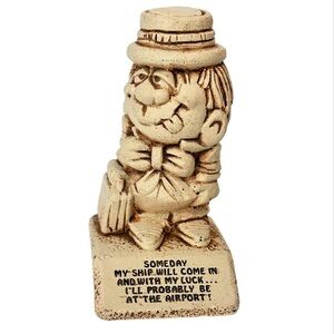 Vtg Paula 1976 Statuette Someday My‎ Ship Come In Airport Russ Berrie W-455